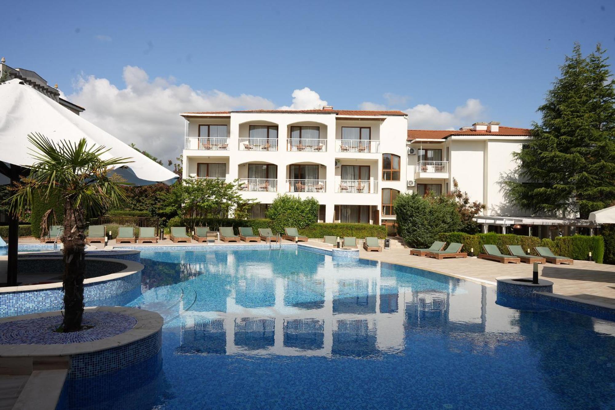 Paradise Bay Hotel Созопол Екстериор снимка
